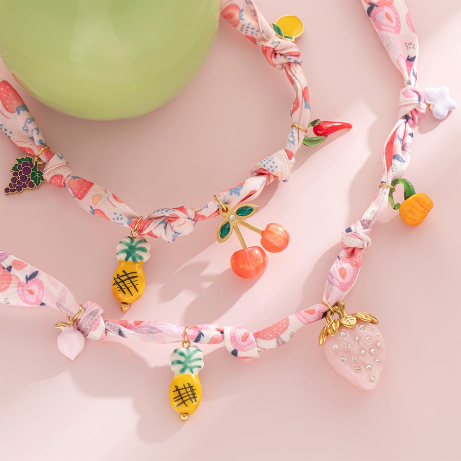 Collier romantique avec pendentif fraise sucrée, 1 pièce Image4
