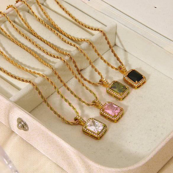 Luxurious Series Classic Geometric Stainless Steel   Gold Color  Zircon Necklaces