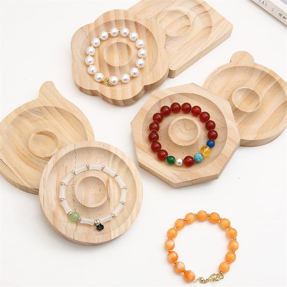 1 Piece Wooden Jewelry Display Plate 2