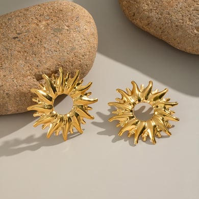 1 paio di orecchini a bottone color oro in acciaio inossidabile a forma di sole h5 Immagine3