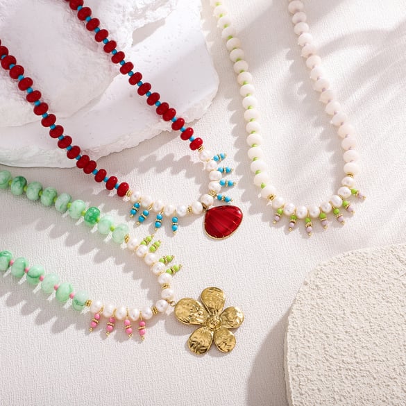1 Piece Luxurious Series Retro Flower Beads Gold Color Women's Pendant Necklaces