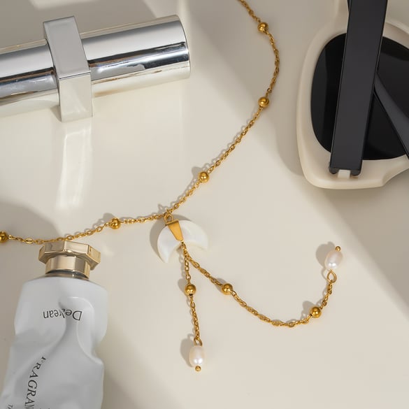 Collier pendentif lune couleur or en acier inoxydable 1 pièce 2