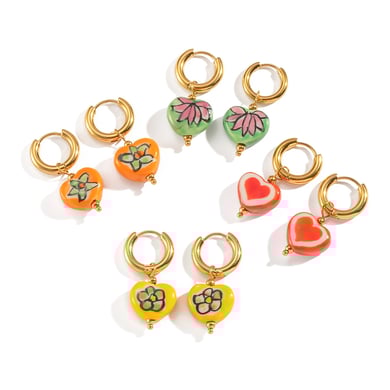 1 paio di orecchini pendenti a forma di cuore con fiori h5 Immagine4