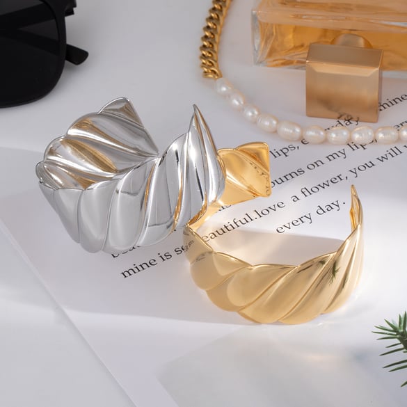 Braccialetti in acciaio inossidabile color oro a strisce da 1 pezzo 2