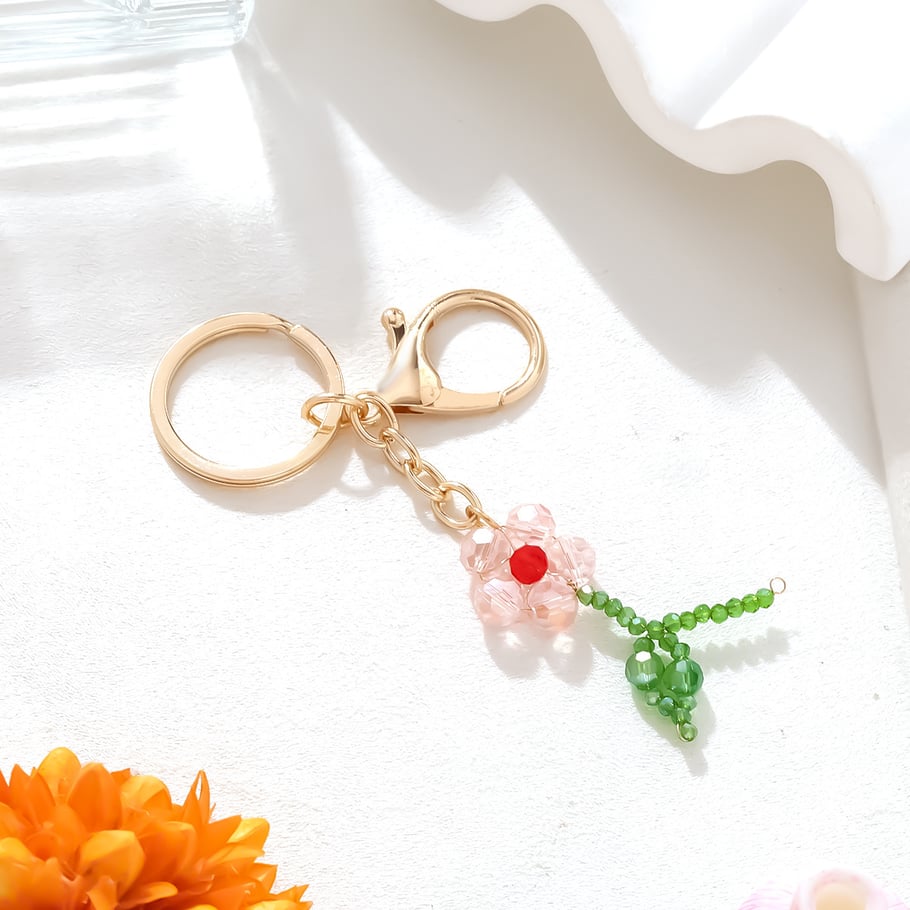 1 Piece Romantic Flower Keychain Picture2