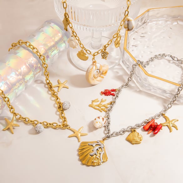 Luxurious Natural Turtle Stainless Steel   Gold Color  Women's Pendant Necklaces