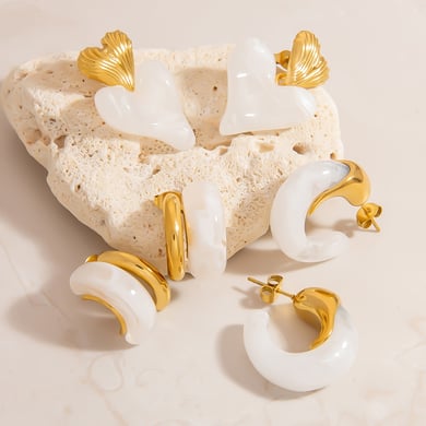Orecchini pendenti geometrici da donna in acciaio inossidabile color oro e acrilico h5 Immagine3
