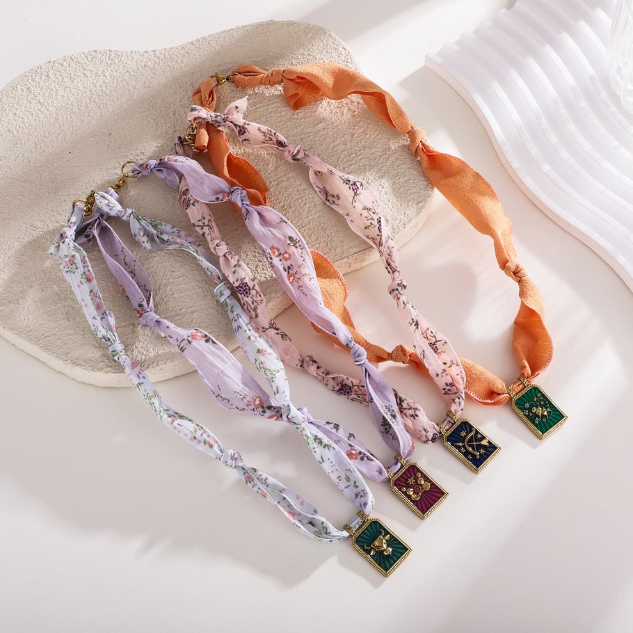 Collier pendentif en acier inoxydable pour femme, motif constellation rétro, 1 pièce Image3