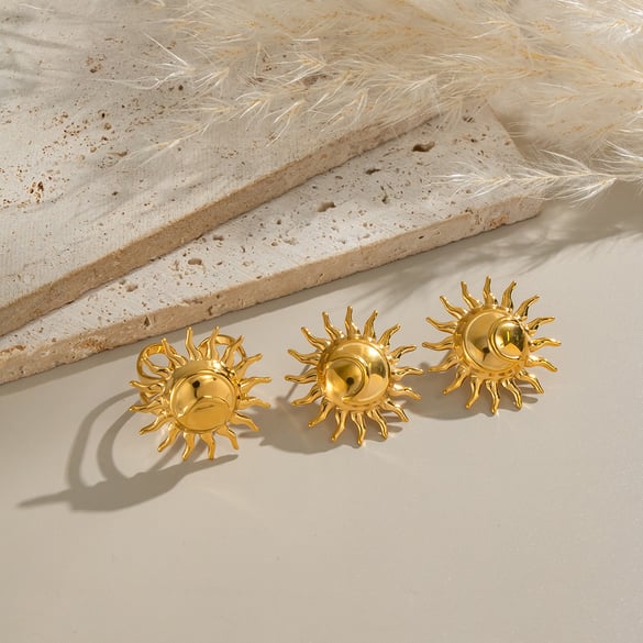 Sonnen-Ohrring-Set aus Edelstahl in Goldfarbe