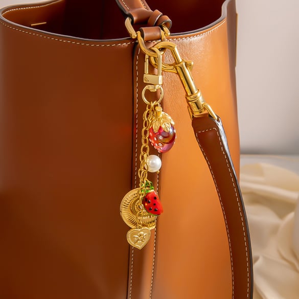 1 Piece Cute Fruit Stainless Steel Gold Color Bag Charm