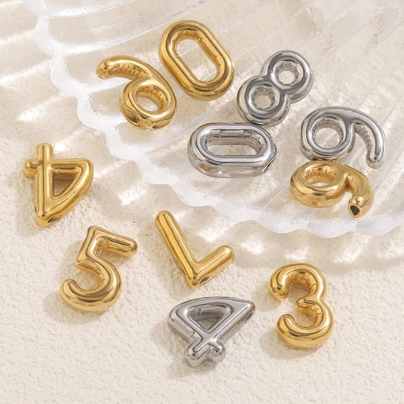 1 Piece Classic Letter Stainless Steel Women's Pendants 2