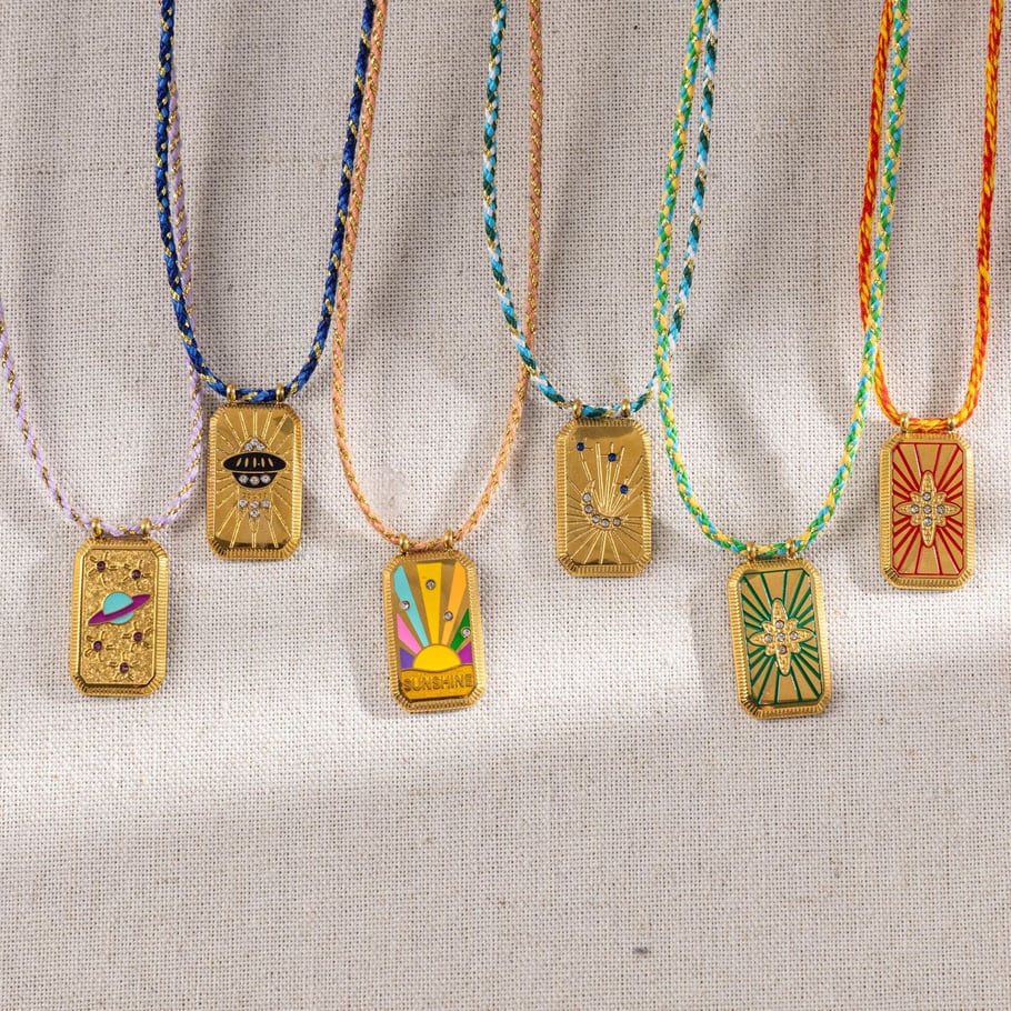Collier avec pendentif rétro en acier inoxydable couleur or, 1 pièce Image3