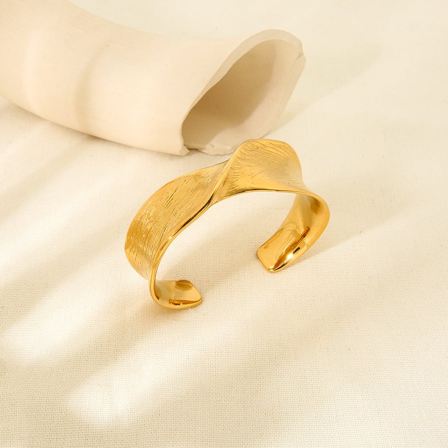 Simple Series Daily Geometric Stainless Steel Gold Color Women's Bangles h5Picture3