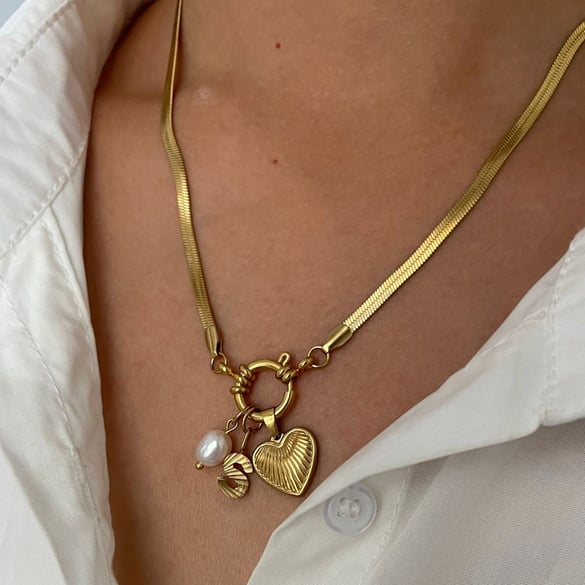 1 Piece 24 Letters Stainless Steel Gold Color Pendant Necklace 2