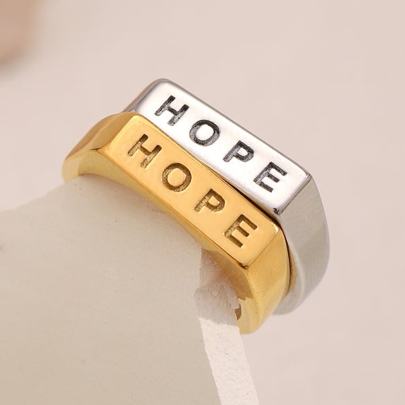1 Stück Buchstabe Goldfarbene Damen-Einzelringe 2