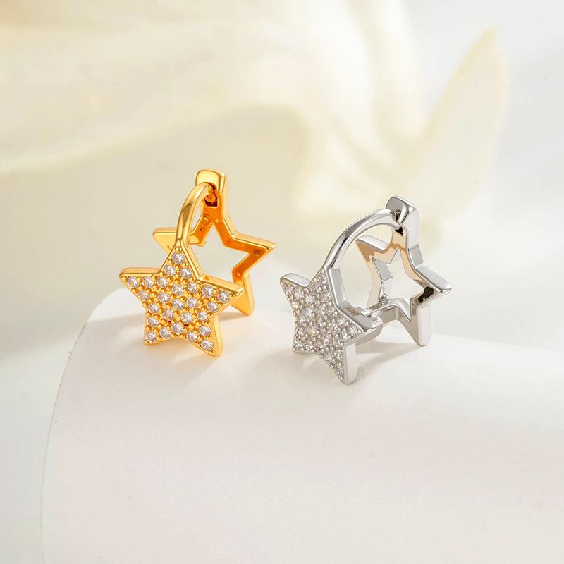 1 pieza de pendientes de aro con circonitas de color cobre y dorado con estrella moderna para mujer Imagen3