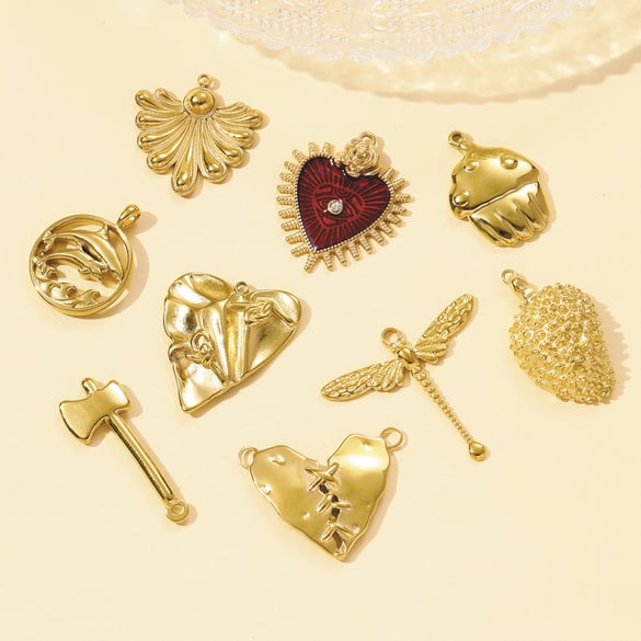 1 Piece Exquisite Heart Stainless Steel Women's Pendants 2
