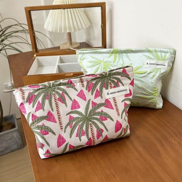 1 Piece Original Design Coconut Tree Resort Series Women's Makeup Bag