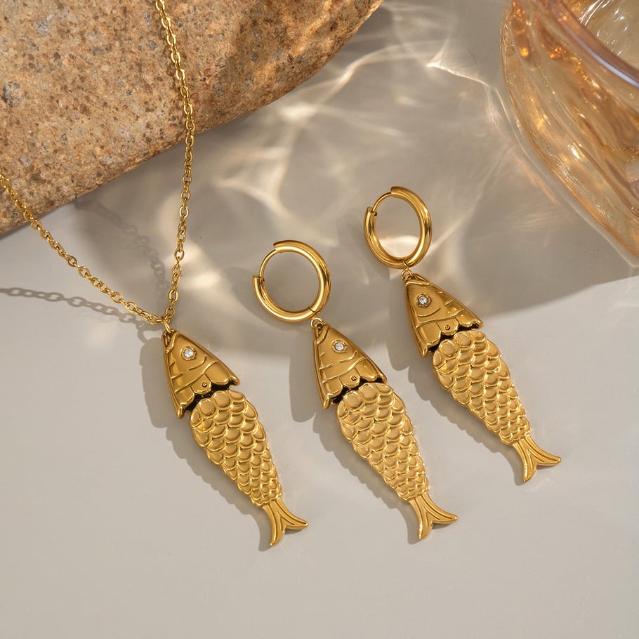 1 Piece Simple  Casual Fish Stainless Steel  Gold Color  Women's Pendant Necklaces Picture2