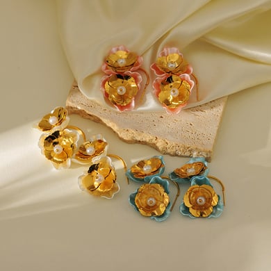 1 paio di orecchini pendenti in acciaio inossidabile color oro con fiori retrò della serie romantica h5 Immagine3