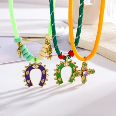 1 Piece Tropical Horseshoe-shaped Stainless Steel Gold Color Women's Pendant Necklaces h5 Picture4
