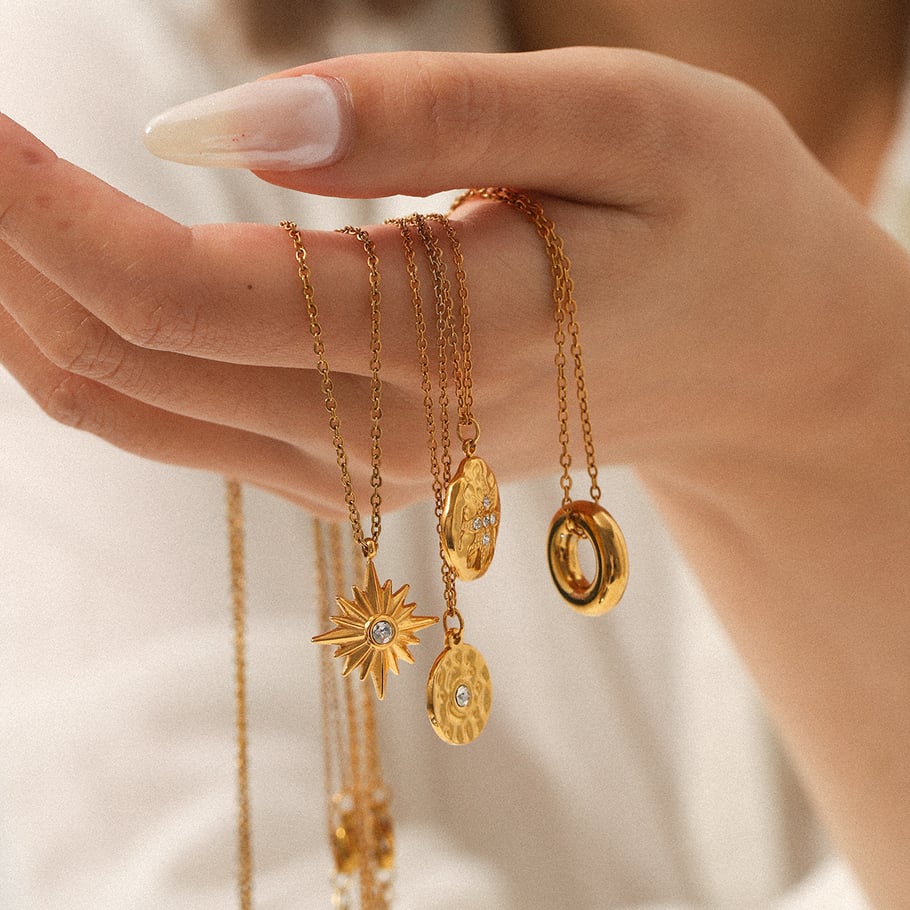 1 Piece Circle Stainless Steel Gold Color Zircon Women's Pendant Necklaces Picture4