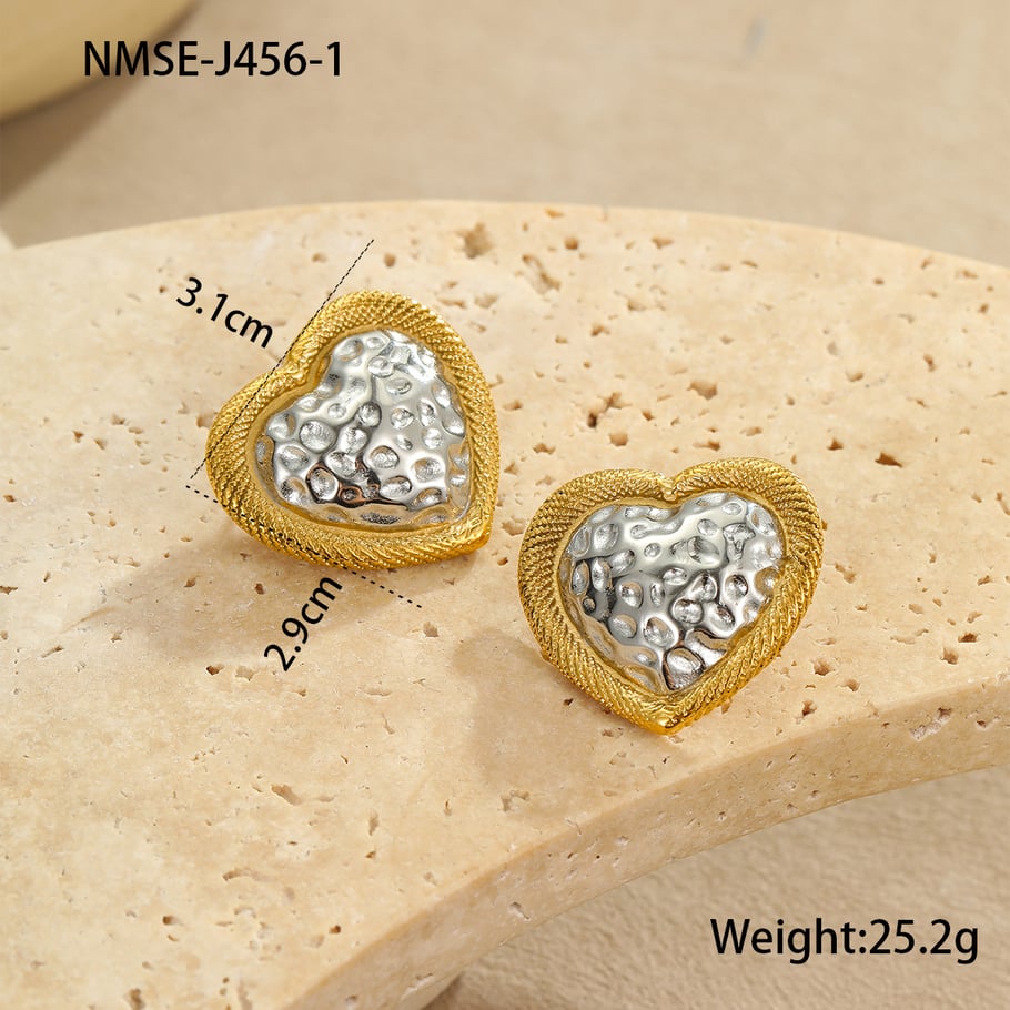 1 Pair Simple Series Simple Heart Stainless Steel Women's Stud Earrings 