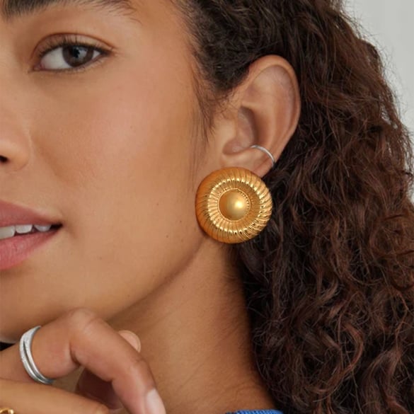 1 Pair Simple Circle Stainless Steel Gold Color Women's Stud Earrings 2
