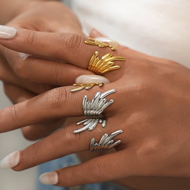 Anillos llamativos de acero inoxidable dorado con alas casuales de 1 pieza h5 Imagen5