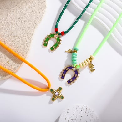 1 Piece Tropical Horseshoe-shaped Stainless Steel Gold Color Women's Pendant Necklaces h5 Picture3