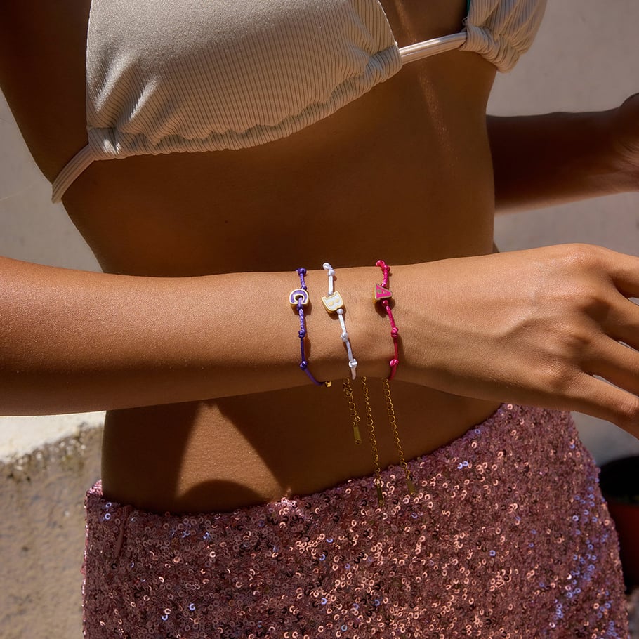 Bracelet à breloques pour femme en acier inoxydable couleur or avec lettre quotidienne, 1 pièce Image4