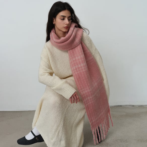 1 Piece Simple Plaid Polyester Women's Winter Scarves 2