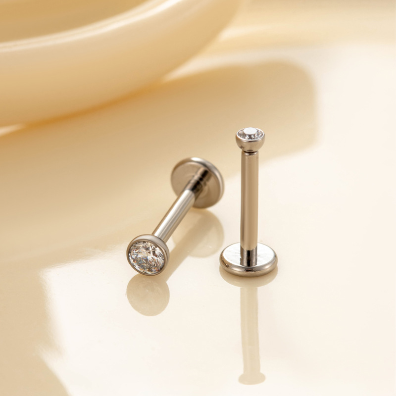 1 Adet Titanyum Alaşımlı Altın Renkli Piercing Küpe Resim6