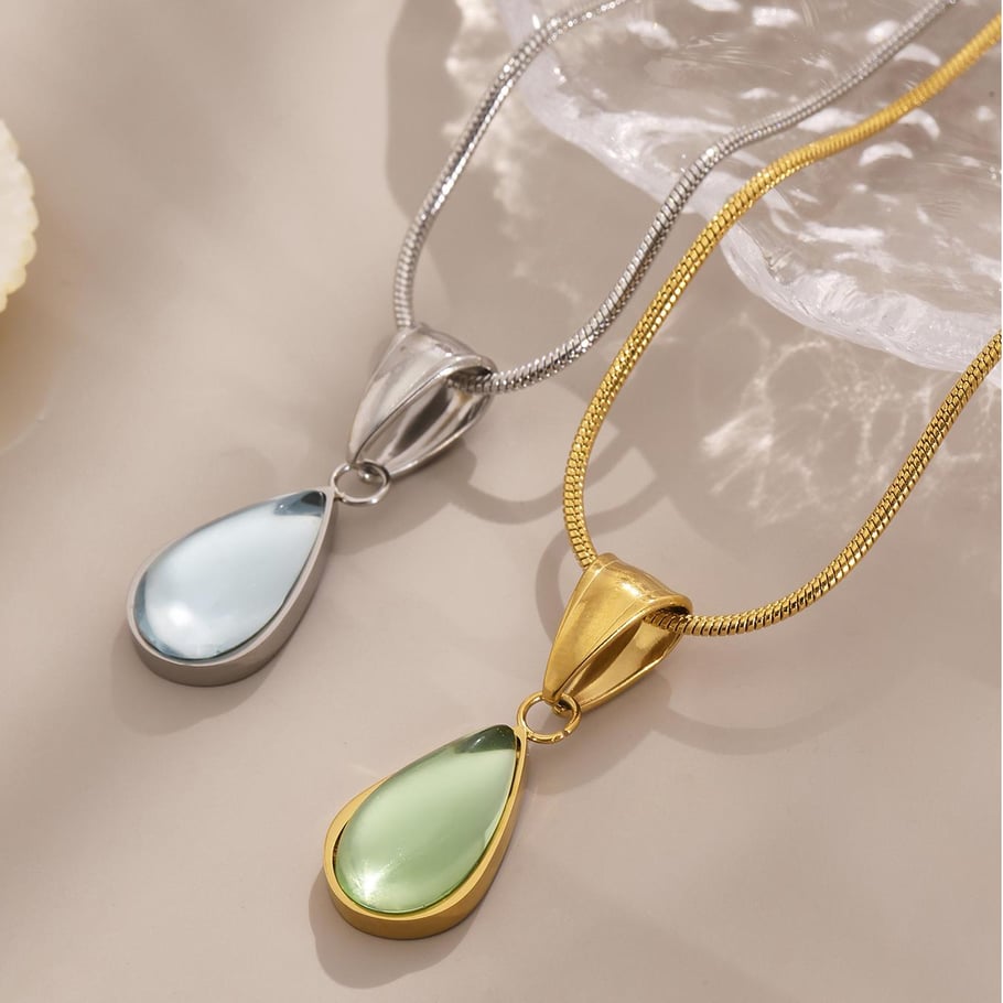 1 pezzo di splendida collana con ciondolo a goccia in vetro color oro in acciaio inossidabile da donna Immagine2