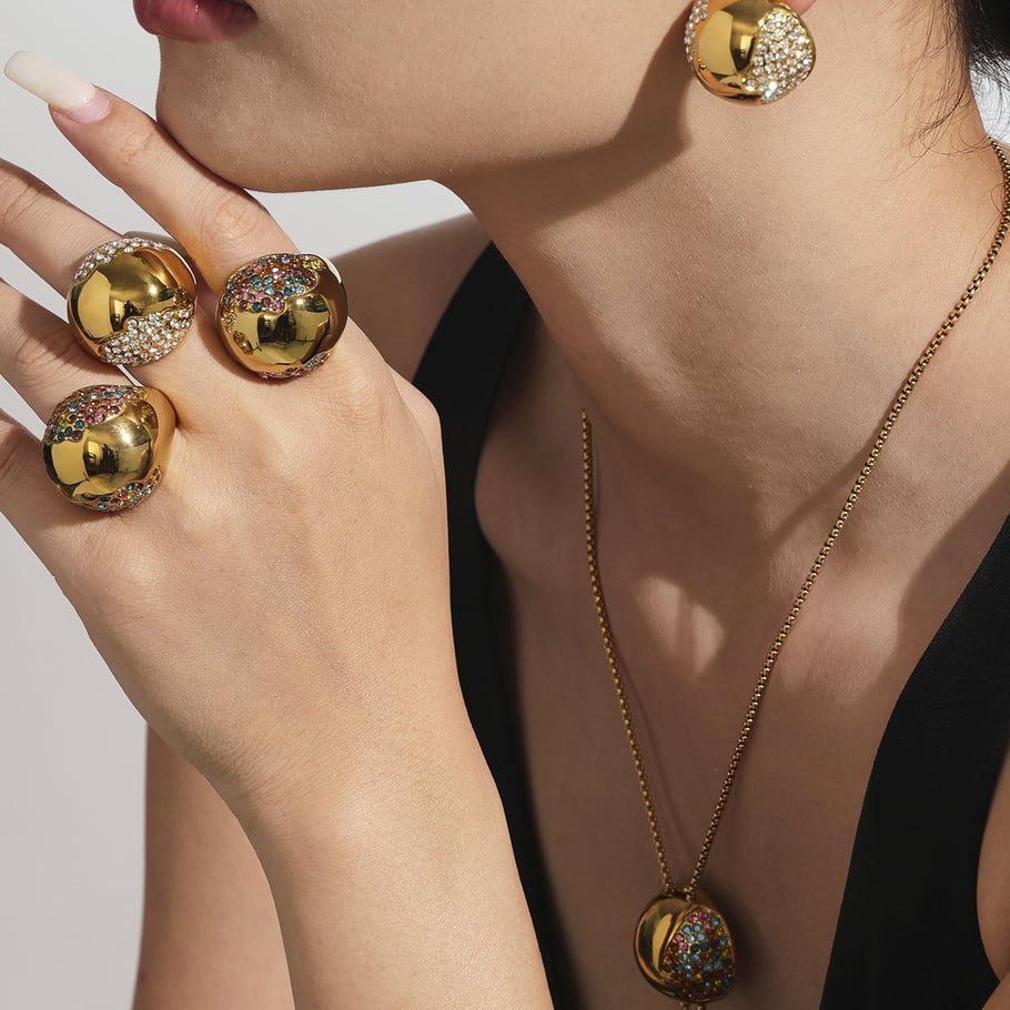 Set di gioielli da donna in acciaio inossidabile semicircolare color oro con zirconi, 1 pezzo Immagine3