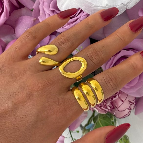 1 Stück einfache, unregelmäßig geformte Statement-Ringe aus Edelstahl in Goldfarbe