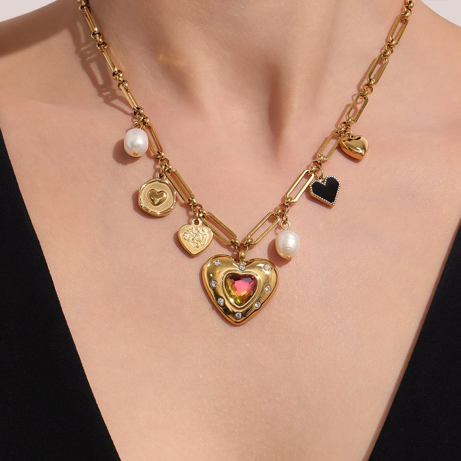 1 pezzo di collana con ciondolo a forma di cuore in zircone di lusso in acciaio inossidabile color oro da donna Immagine3