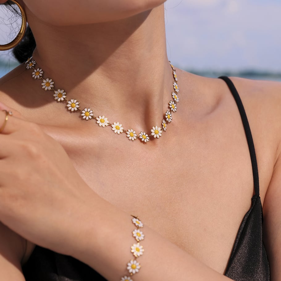 1 Piece Sweet Daisy Stainless Steel Gold Color Women's Necklaces Sets Picture4