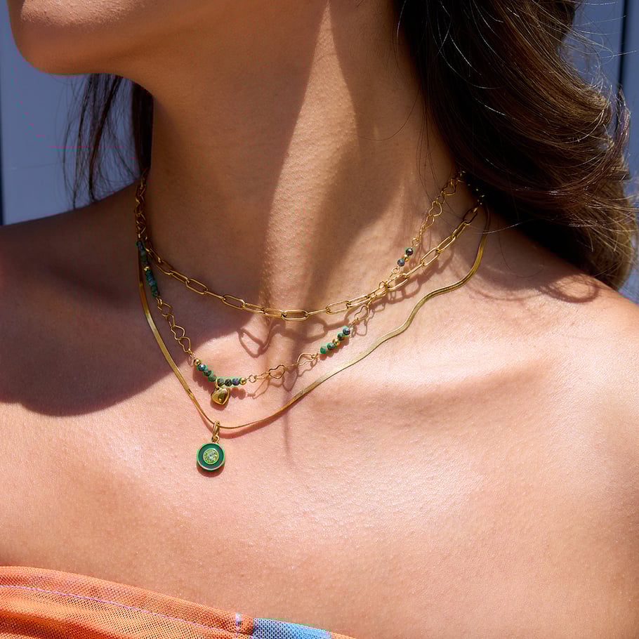 Collier élégant avec pendentif en forme de cœur et perles en acier inoxydable couleur or pour femme, 1 pièce Image3