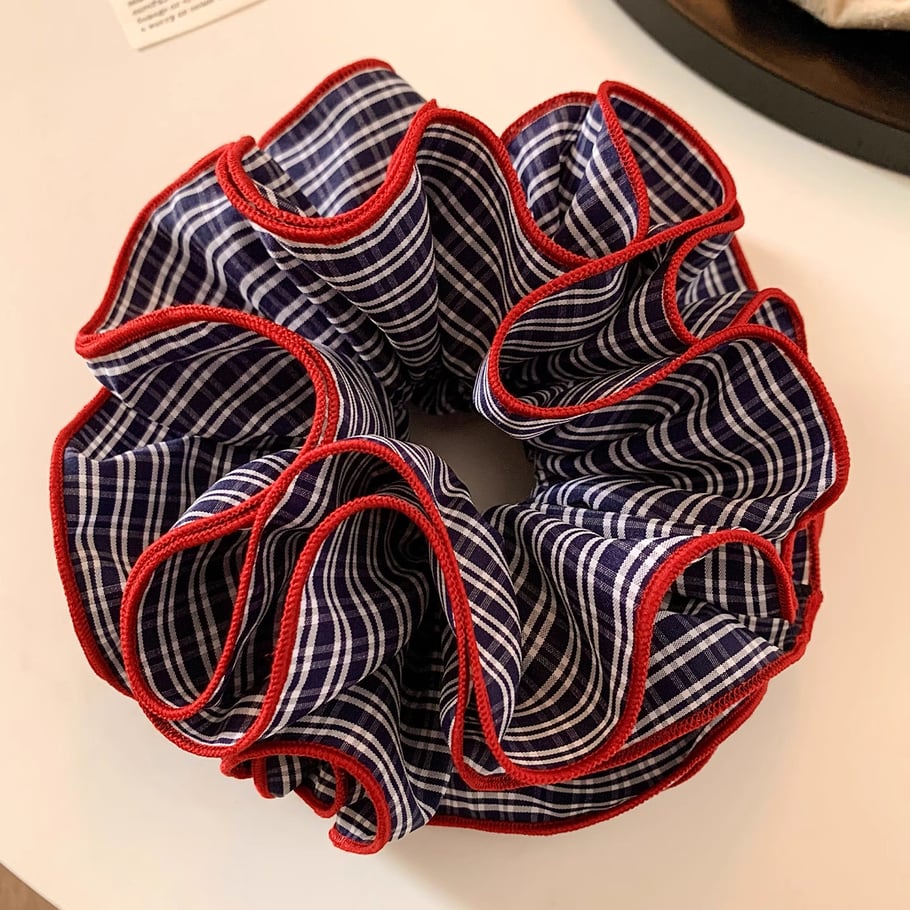 1 stuk romantische high-end retro marineblauwe geruite scrunchies voor dames 