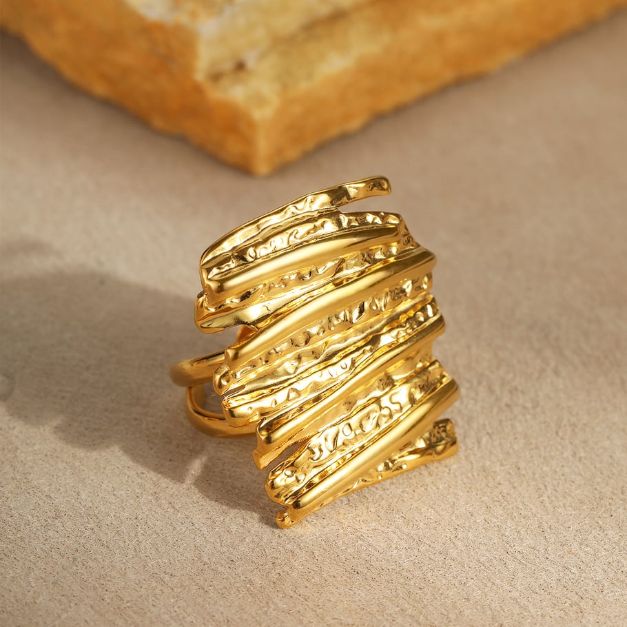 1 Piece Luxurious Stainless Steel Statement Ring Picture3