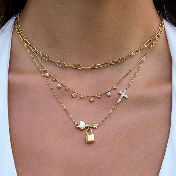 1 Piece Elegant Key Stainless Steel   Gold Color  Women's Pendant Necklaces