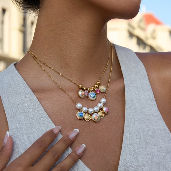 1 Piece Gorgeous Flower Stainless Steel Gold Color Women's Pendant Necklaces