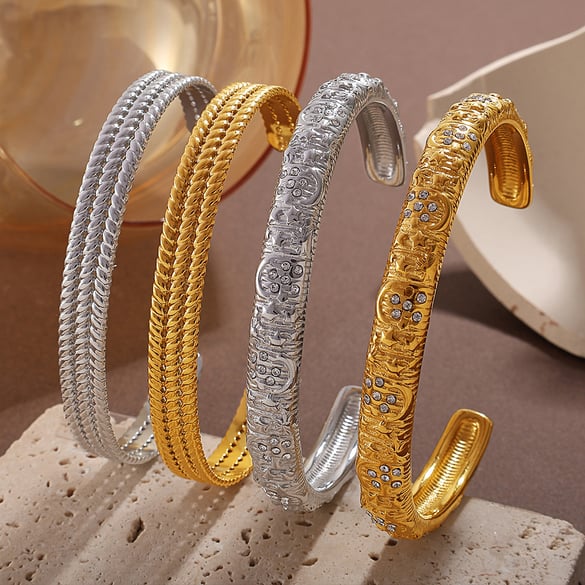 1 Piece Retro Stainless Steel Cuff Bangle 2