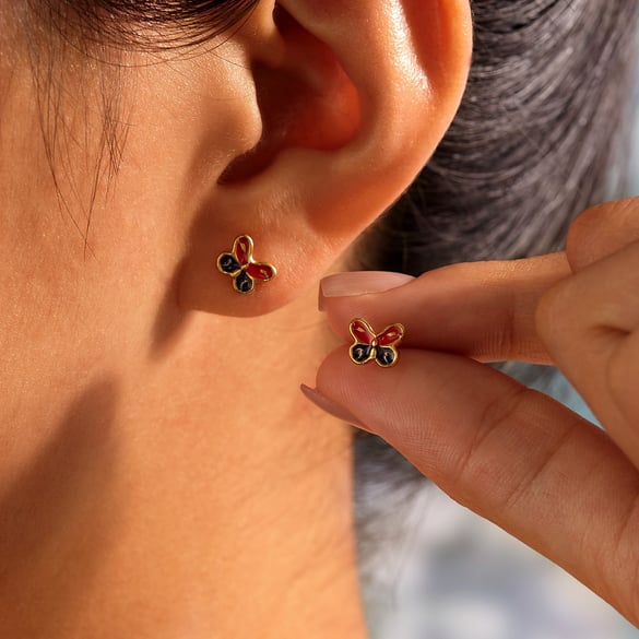 1 paire de boucles d&#39;oreilles papillon en acier inoxydable couleur or