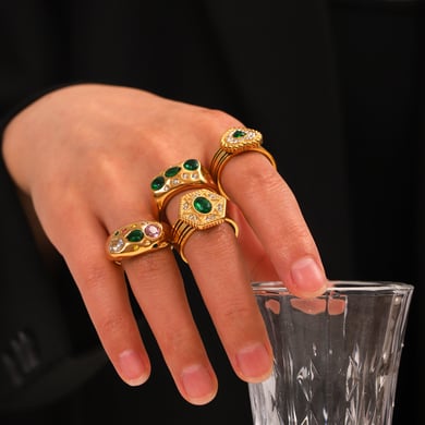 1 par de anillos de acero inoxidable con diseño de corazón de la serie Simple h5 Imagen4