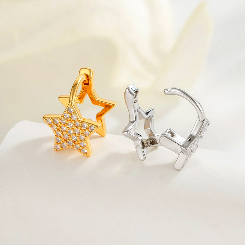 1 pieza de pendientes de aro con circonitas de color cobre y dorado con estrella moderna para mujer Imagen4