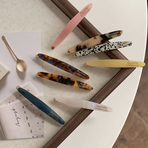 1 Piece Retro Daily Oval Cellulose Acetate Sheet Women's Hair Clips