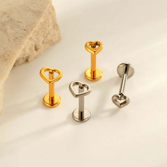 1 Parça Kalp Titanyum Alaşımlı Altın Renkli Piercing Küpe