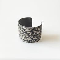 Black and white textured leather Picture5